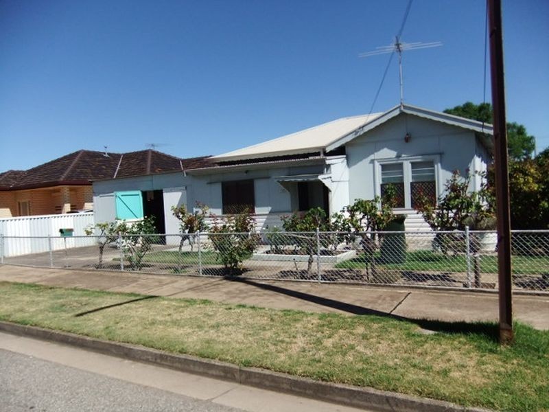 13 Trinity Street, Ottoway SA 5013