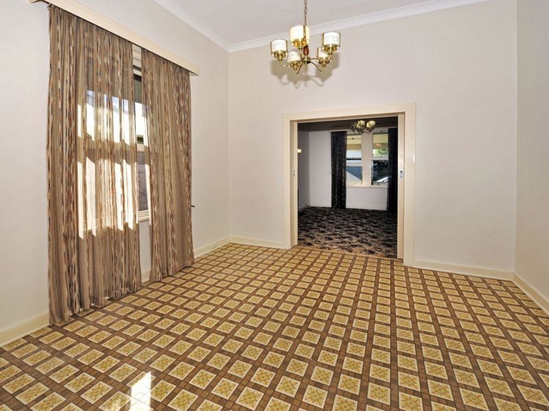 13 Gawler Avenue, Welland SA 5007