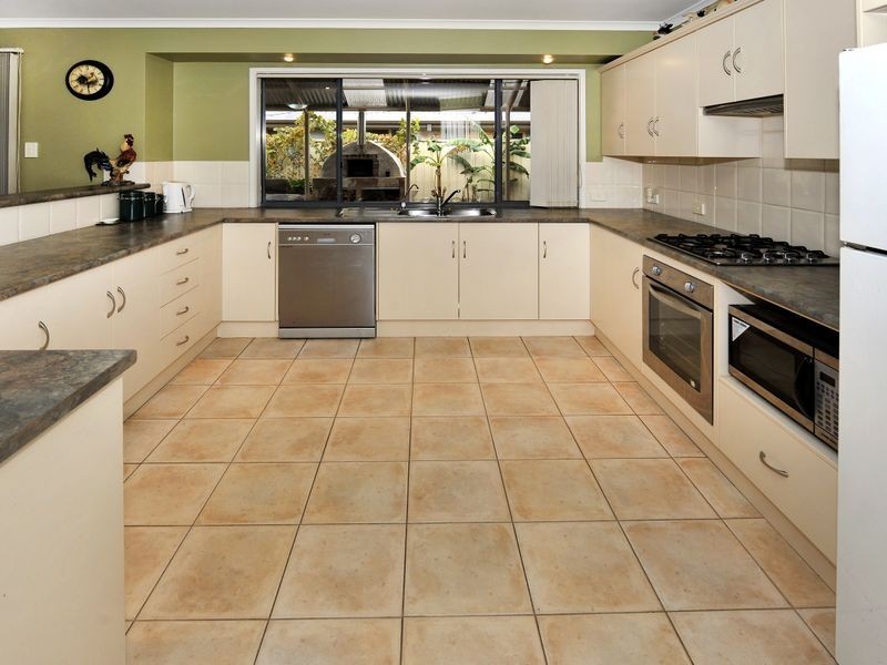 13 Parkview Street, Burton SA 5110