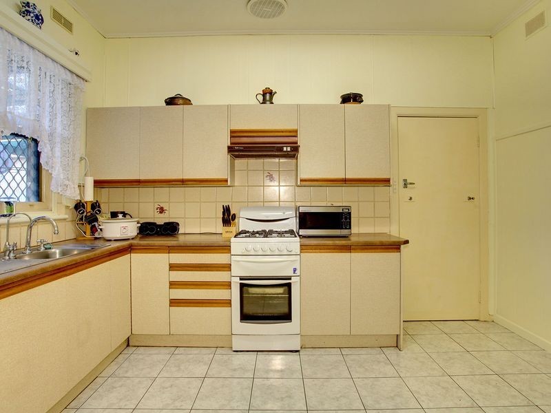 12 Wynette Street, Pennington SA 5013