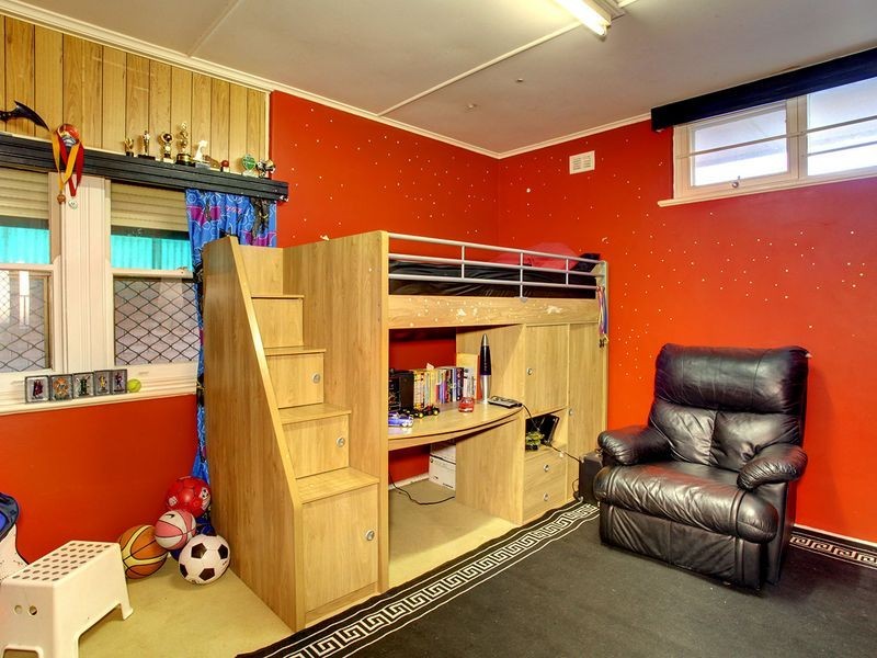 12 Wynette Street, Pennington SA 5013