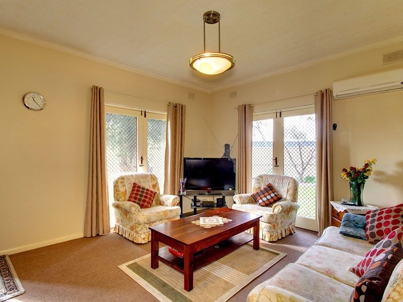 2/27 Hartley Road, Flinders Park SA 5025