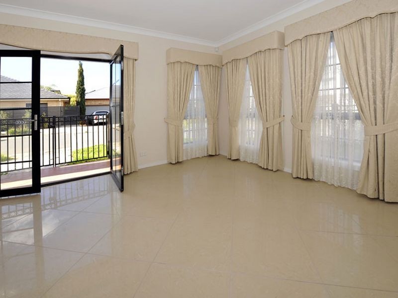 2 Andros Street, Mawson Lakes SA 5095