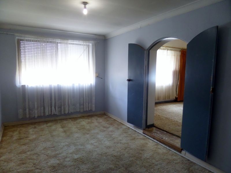 18 First Avenue, Seaton SA 5023