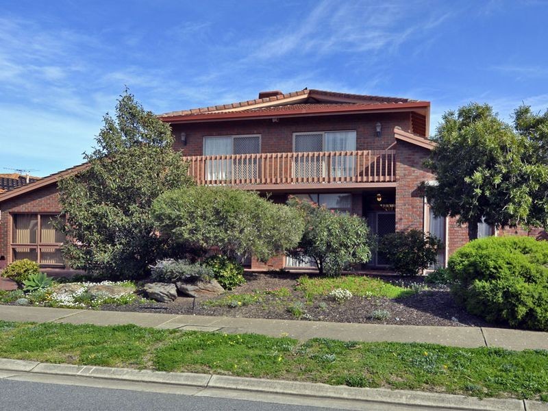 6 Mooloola Way, West Lakes Shore SA 5020