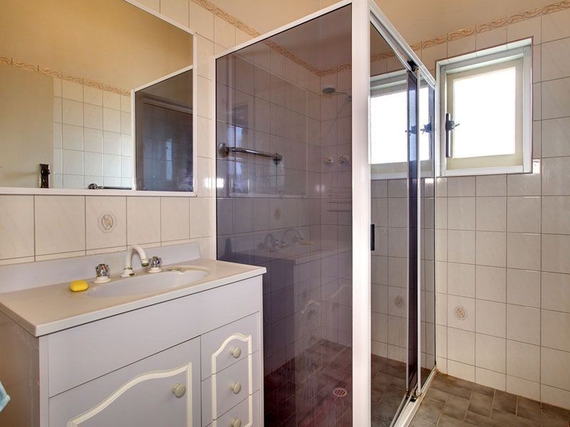 26 Hodgeman Road, Pennington SA 5013