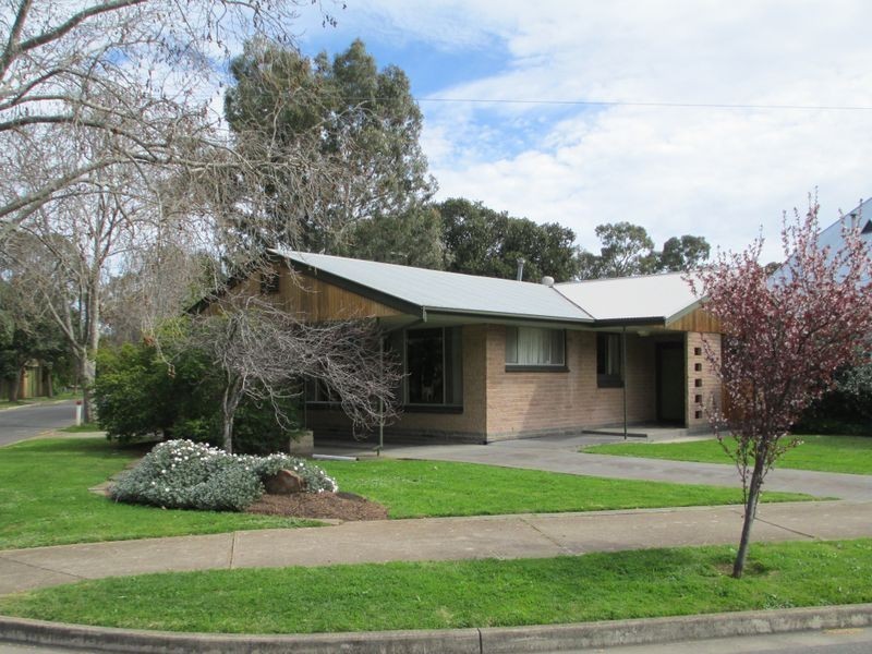 10 Melanto Terrace, Marion SA 5043