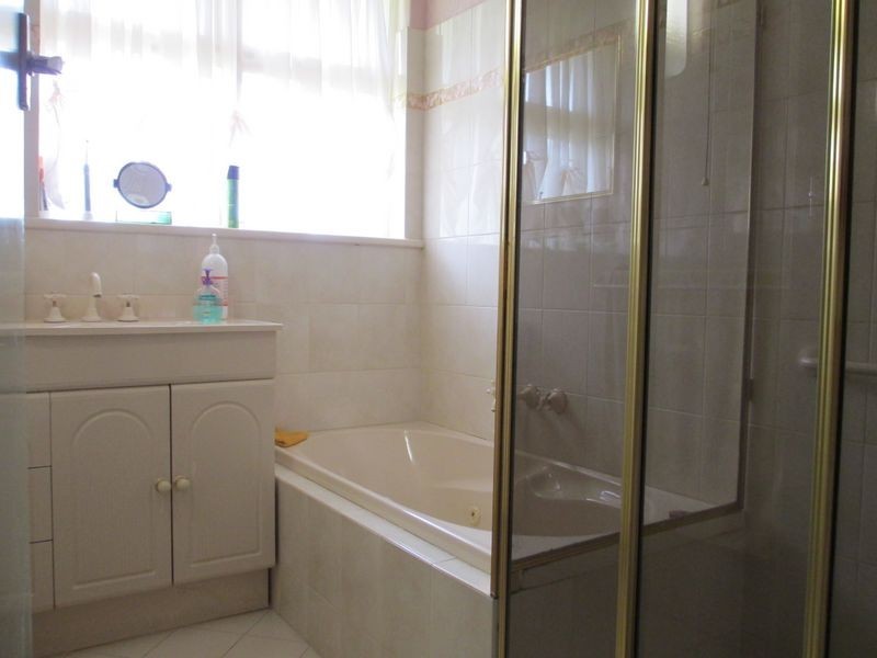 10 Melanto Terrace, Marion SA 5043