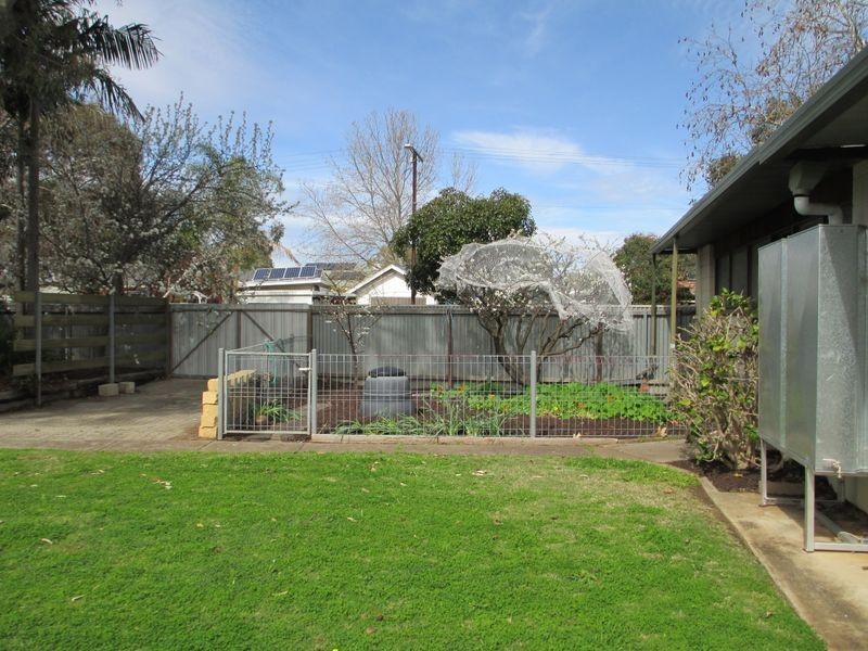 10 Melanto Terrace, Marion SA 5043