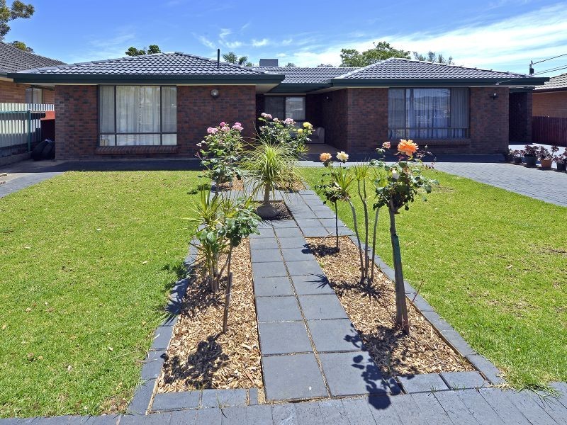 12 Sturt Road, Valley View SA 5093