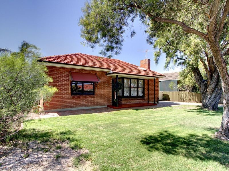 23 Poole Avenue, Woodville South SA 5011