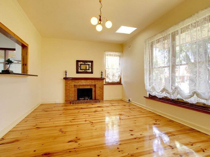 23 Poole Avenue, Woodville South SA 5011