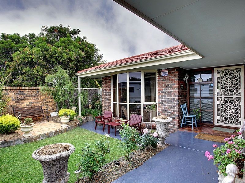 1 Anthea Court, West Lakes SA 5021