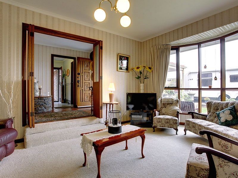 1 Anthea Court, West Lakes SA 5021