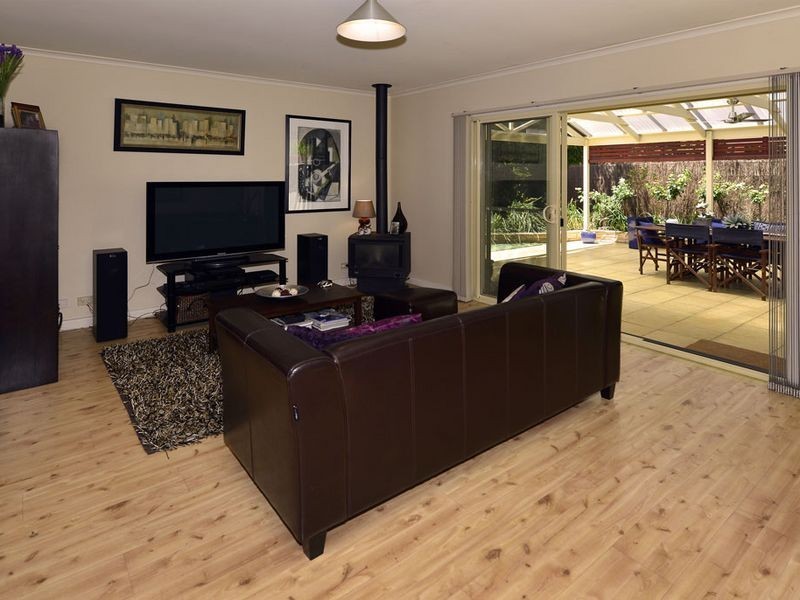 9 St James Boulevard, Brompton SA 5007
