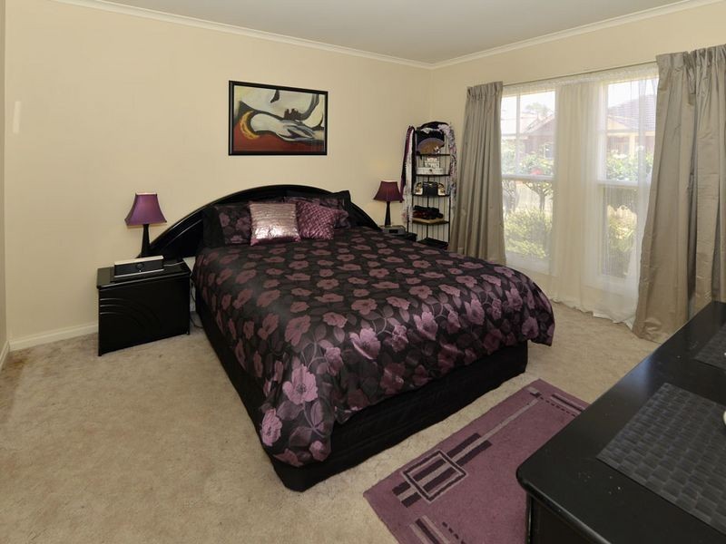 9 St James Boulevard, Brompton SA 5007