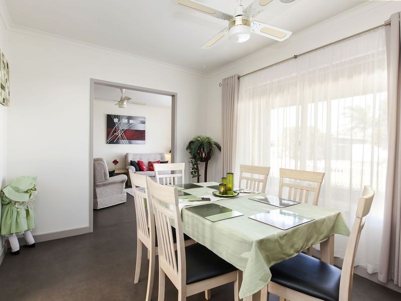 2/21 Fourth Avenue (Enter from Albert Parade), Semaphore Park SA 5019