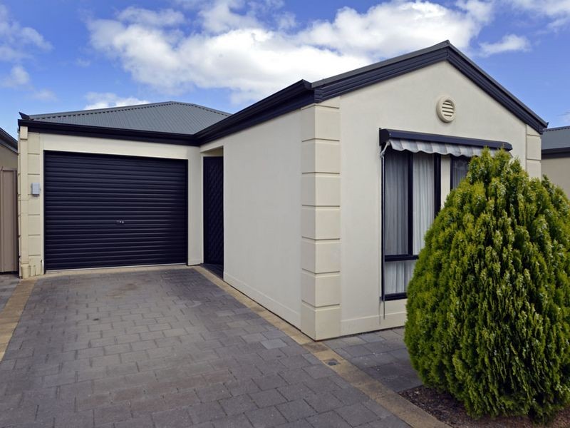 15 Vasey Street, Greenacres SA 5086