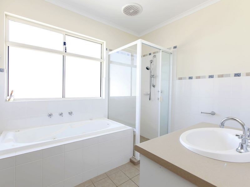 39 Hookings Terrace, Woodville Gardens SA 5012