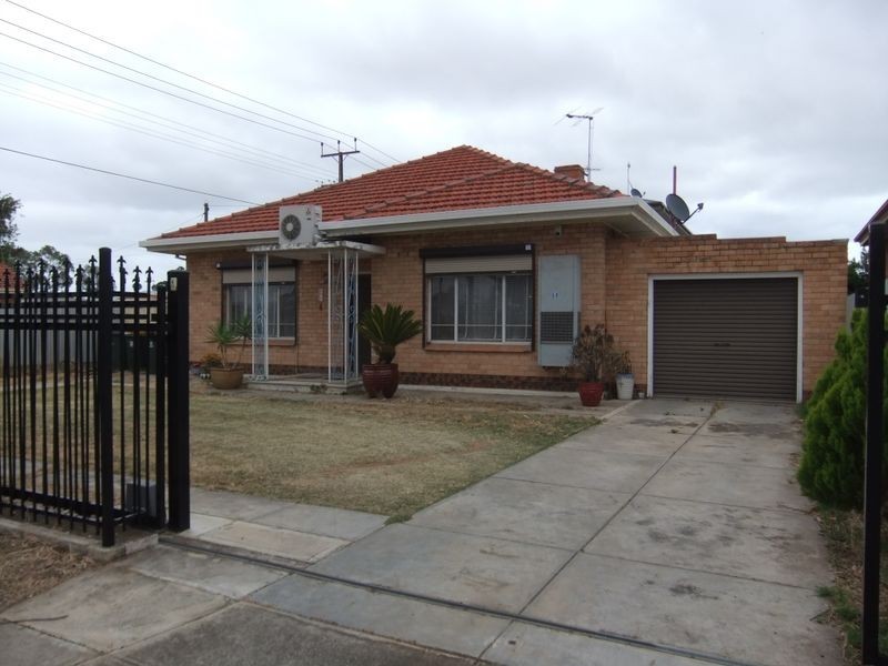 59 Gladstone Road, Mansfield Park SA 5012