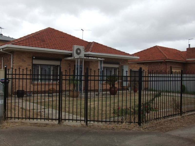 59 Gladstone Road, Mansfield Park SA 5012