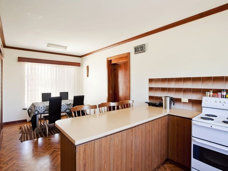 20 Hughes Avenue, Henley Beach SA 5022