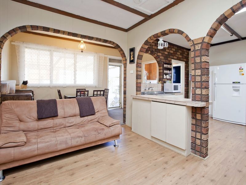 60 Addison Road, Pennington SA 5013