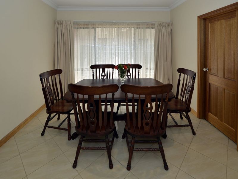 9 Azores Court, Mawson Lakes SA 5095