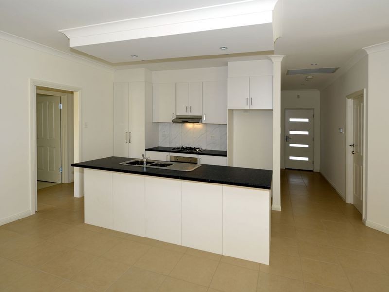 12 Hennessey Terrace, Pennington SA 5013