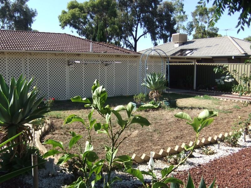 10 McQueen Court, Paralowie SA 5108