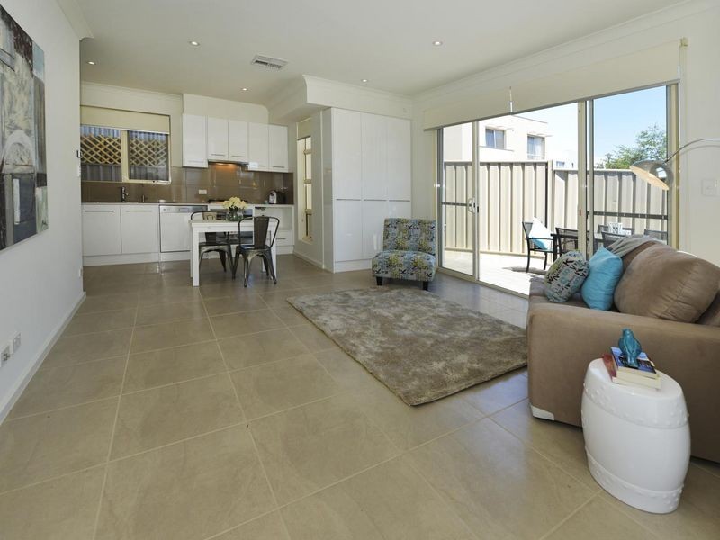 25 Cappers Drive, Brompton SA 5007