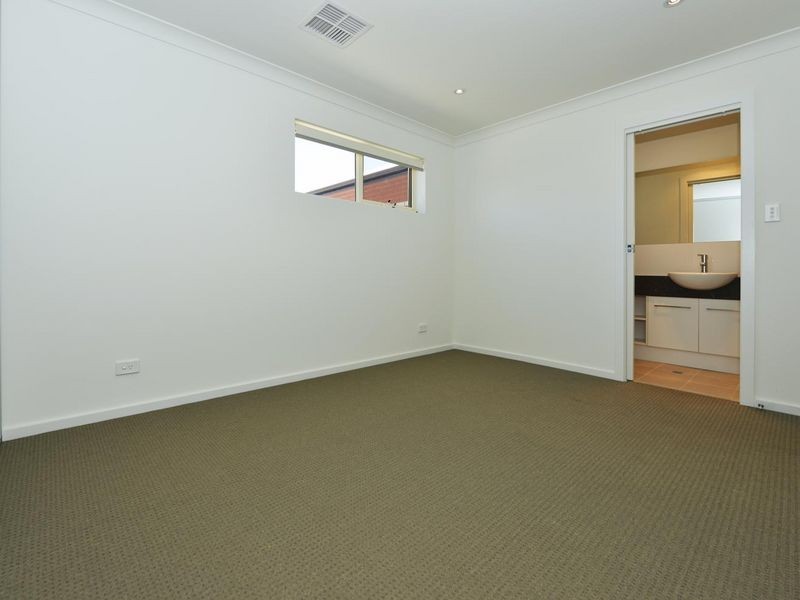 25 Cappers Drive, Brompton SA 5007