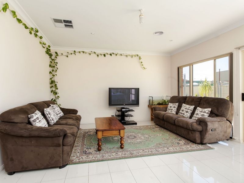 2A Cooper Avenue, Croydon Park SA 5008