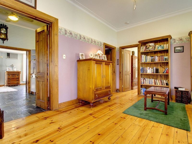 9 Curtis Street, Woodville South SA 5011