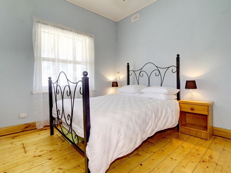 9 Curtis Street, Woodville South SA 5011