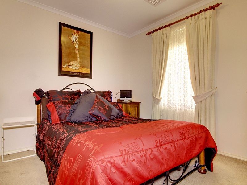 25 Irwin Street, Mansfield Park SA 5012