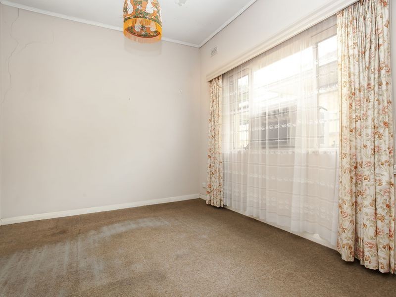 4 Standard Avenue, Croydon Park SA 5008
