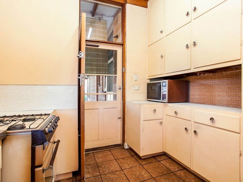 8 Amanda Avenue, Findon SA 5023