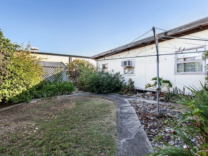 8 Amanda Avenue, Findon SA 5023