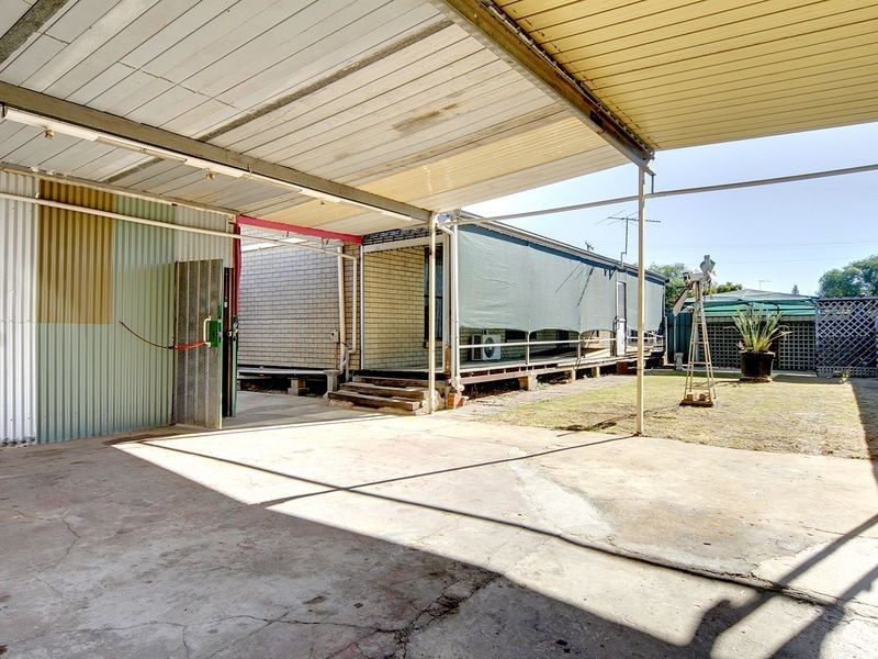 1 Ford Street, Ottoway SA 5013