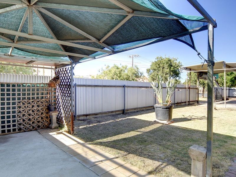 1 Ford Street, Ottoway SA 5013