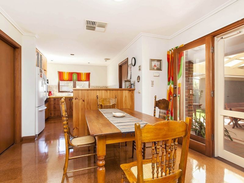 1 Firbank Avenue, Fulham Gardens SA 5024