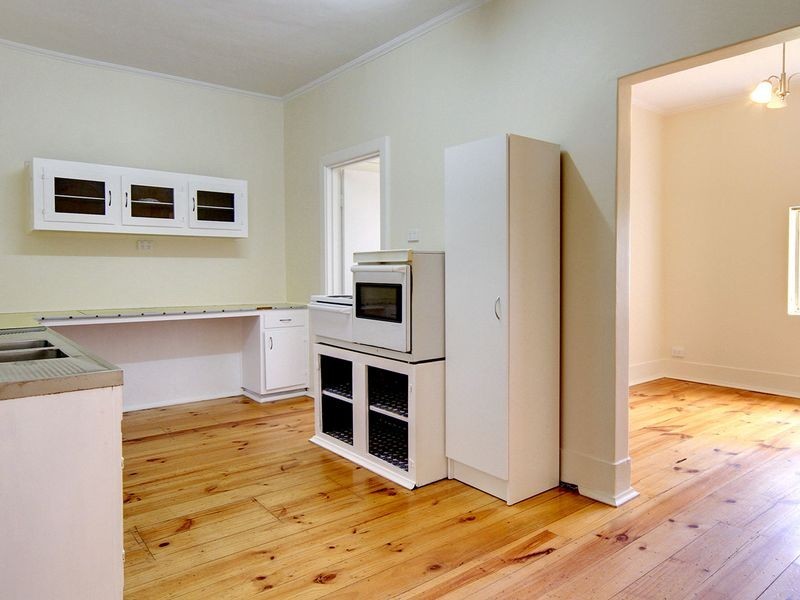 16 Thain Avenue, Findon SA 5023