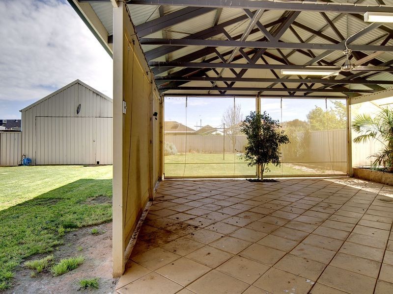 16 Thain Avenue, Findon SA 5023