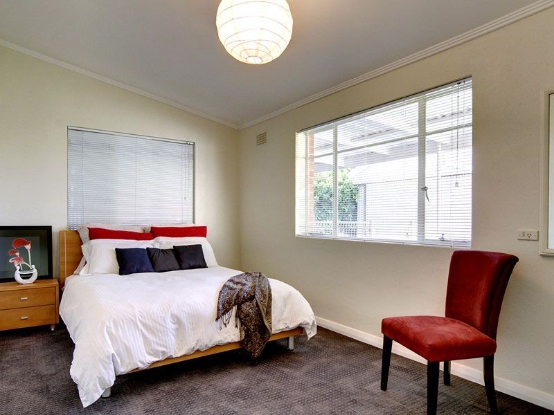 26 Glenrowan Road, Woodville South SA 5011