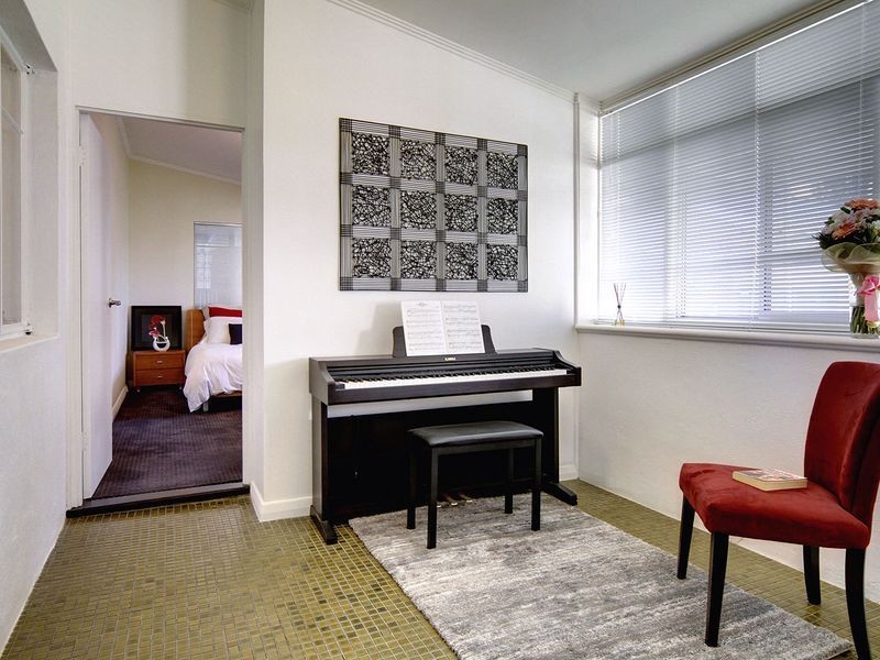 26 Glenrowan Road, Woodville South SA 5011