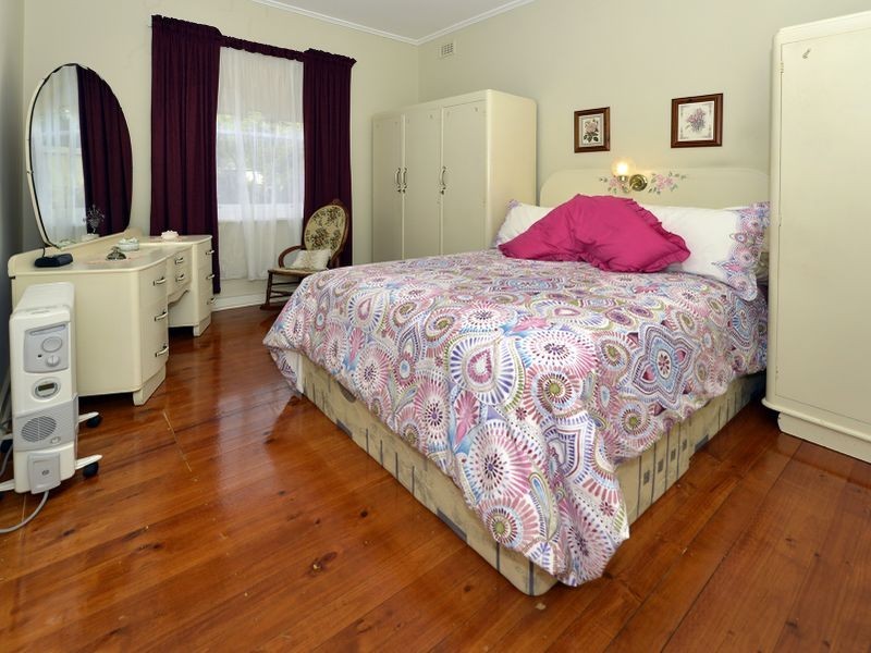 110 Halsey Road, Henley Beach South SA 5022