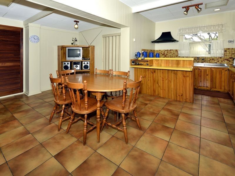 110 Halsey Road, Henley Beach South SA 5022