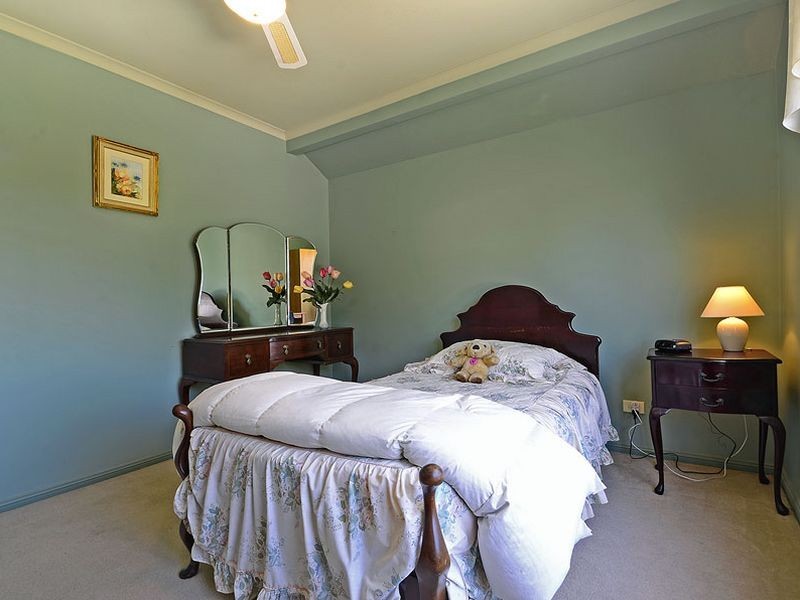 2/1 Baker Street, Renown Park SA 5008