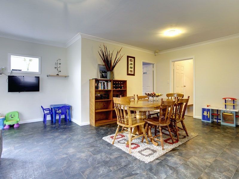 73 Maple Avenue, Royal Park SA 5014